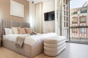 Sophisticated apartment with balcony & city views by REMS